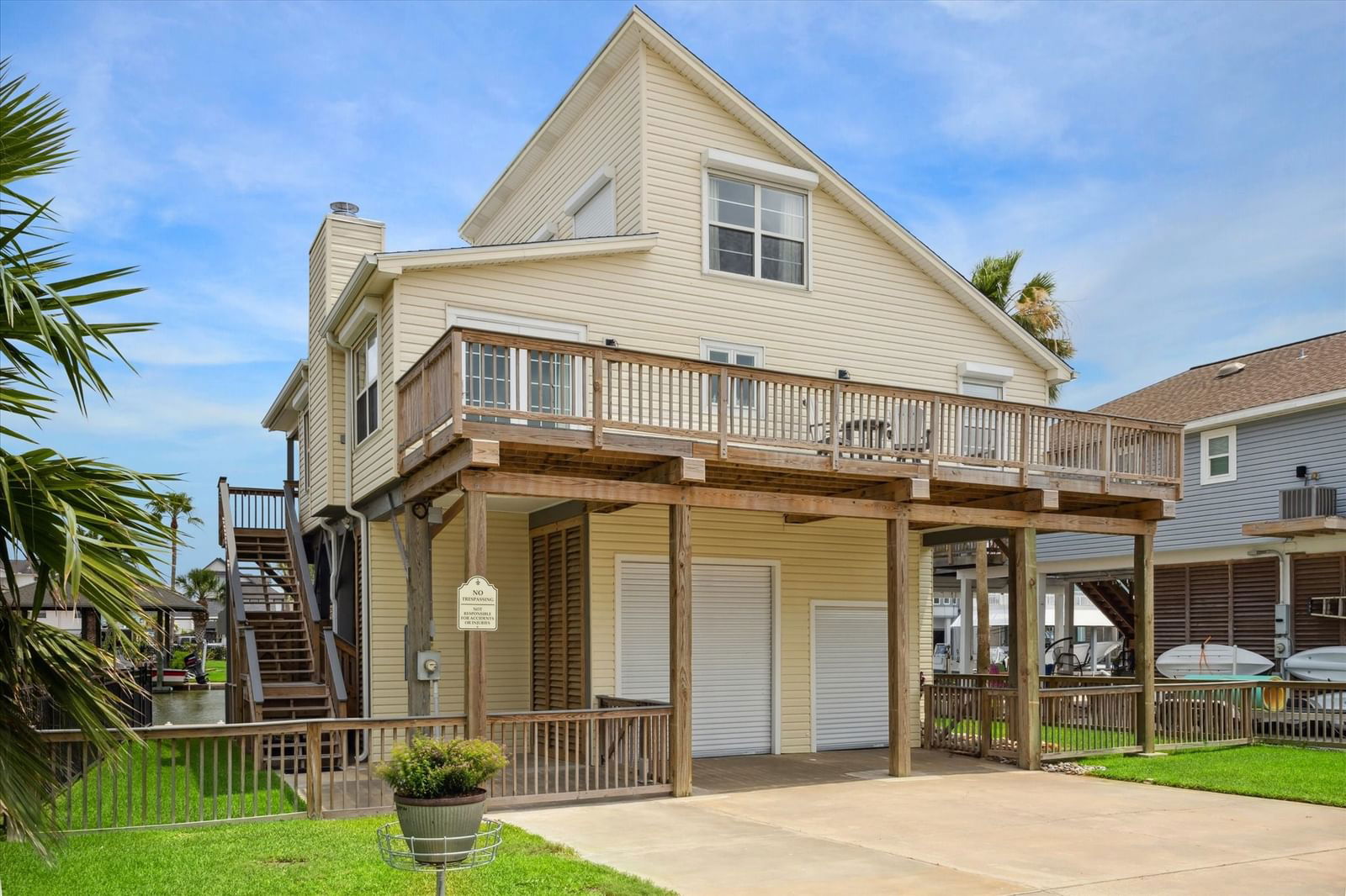 Real estate property located at 258 Isles End, Galveston, Tiki Island, Tiki Island, TX, US