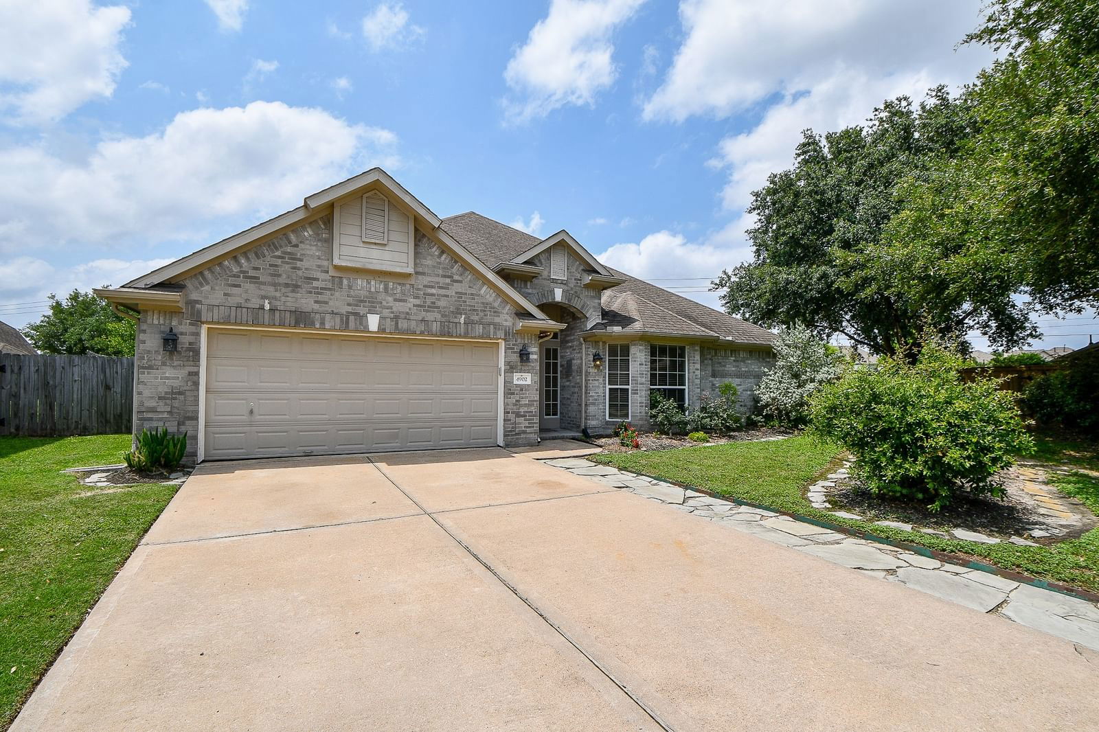 Real estate property located at 4902 Summer Oak, Harris, Baywood Oaks West Sec 03, Pasadena, TX, US