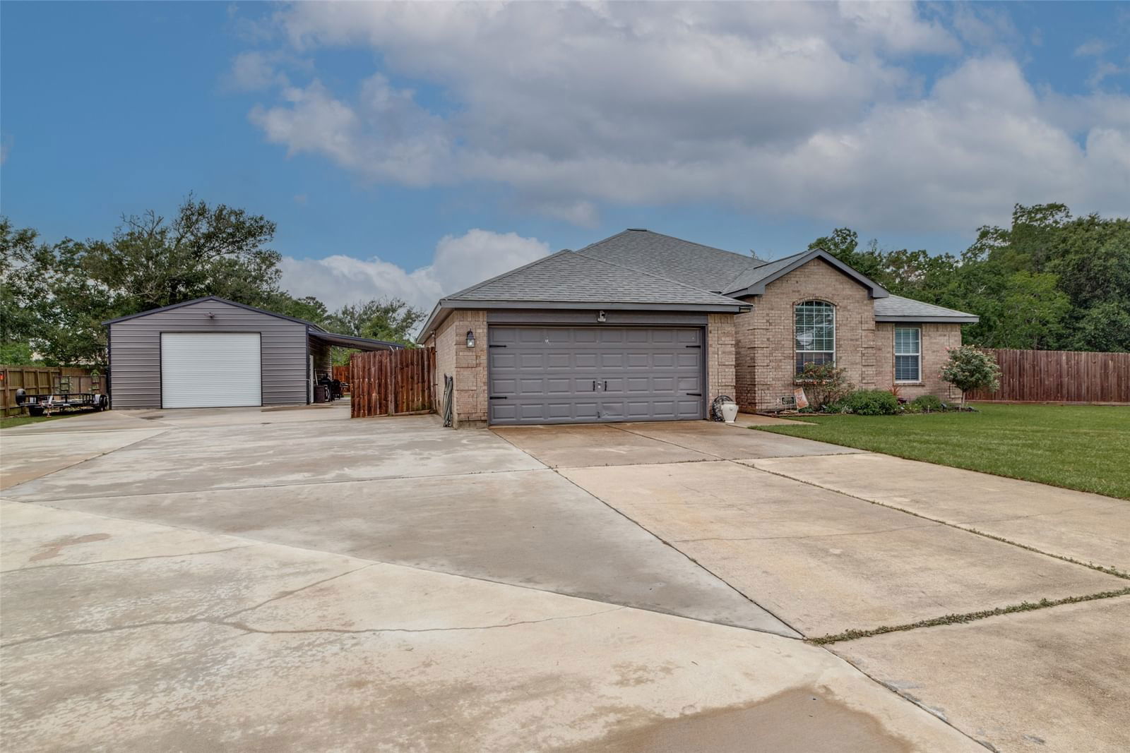 Real estate property located at 5514 Tammy, Chambers, Maley Woods Ph 02, Baytown, TX, US