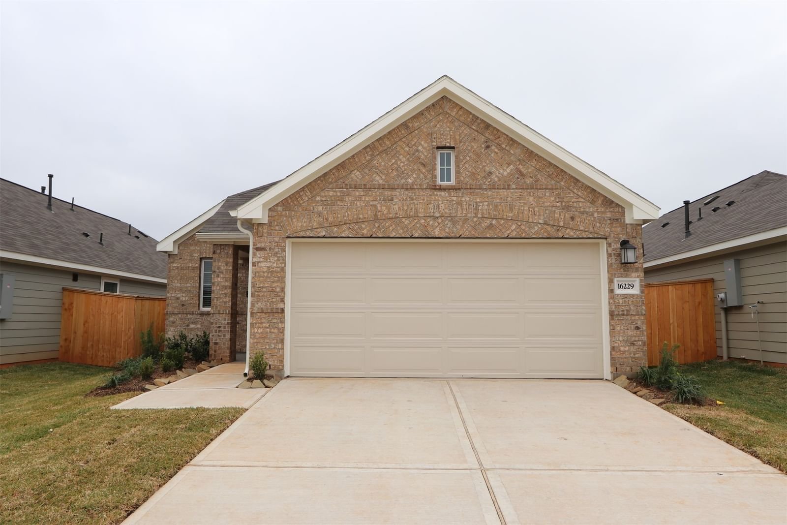 Real estate property located at 16229 McDonald County, Montgomery, Lone Star Landing, Montgomery, TX, US