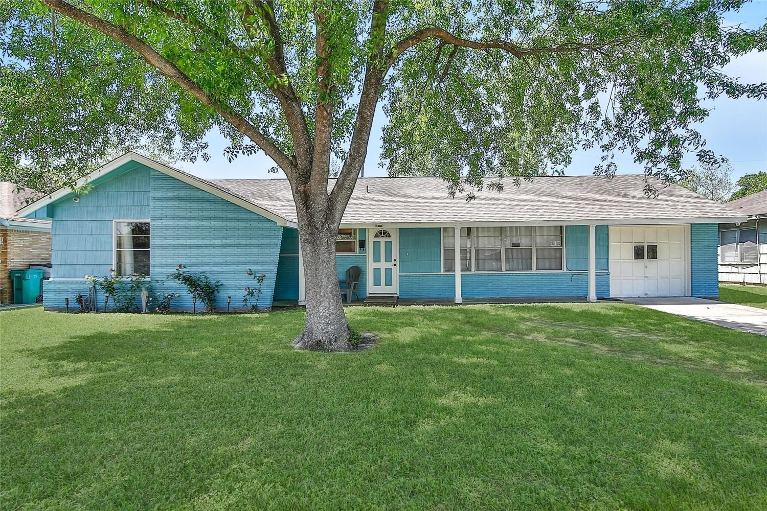 Real estate property located at 1606 Buchanan, Harris, South Pasadena Villas, Pasadena, TX, US