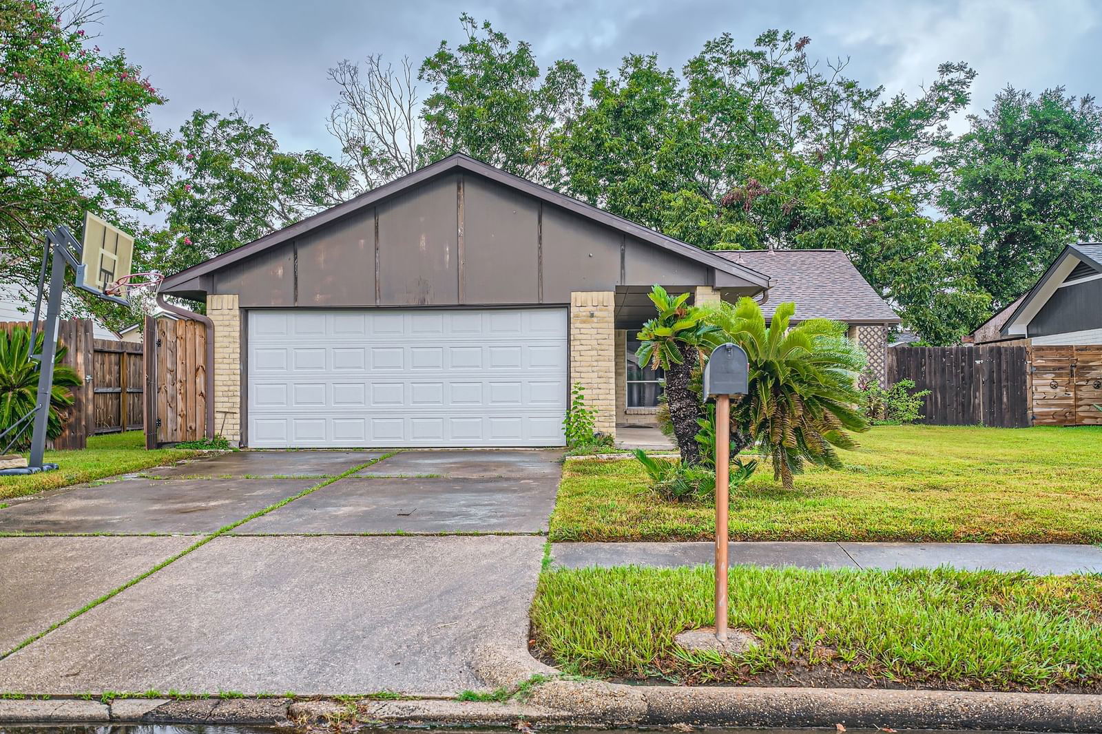 Real estate property located at 3723 Duquesne, Harris, Independence Place, Pasadena, TX, US