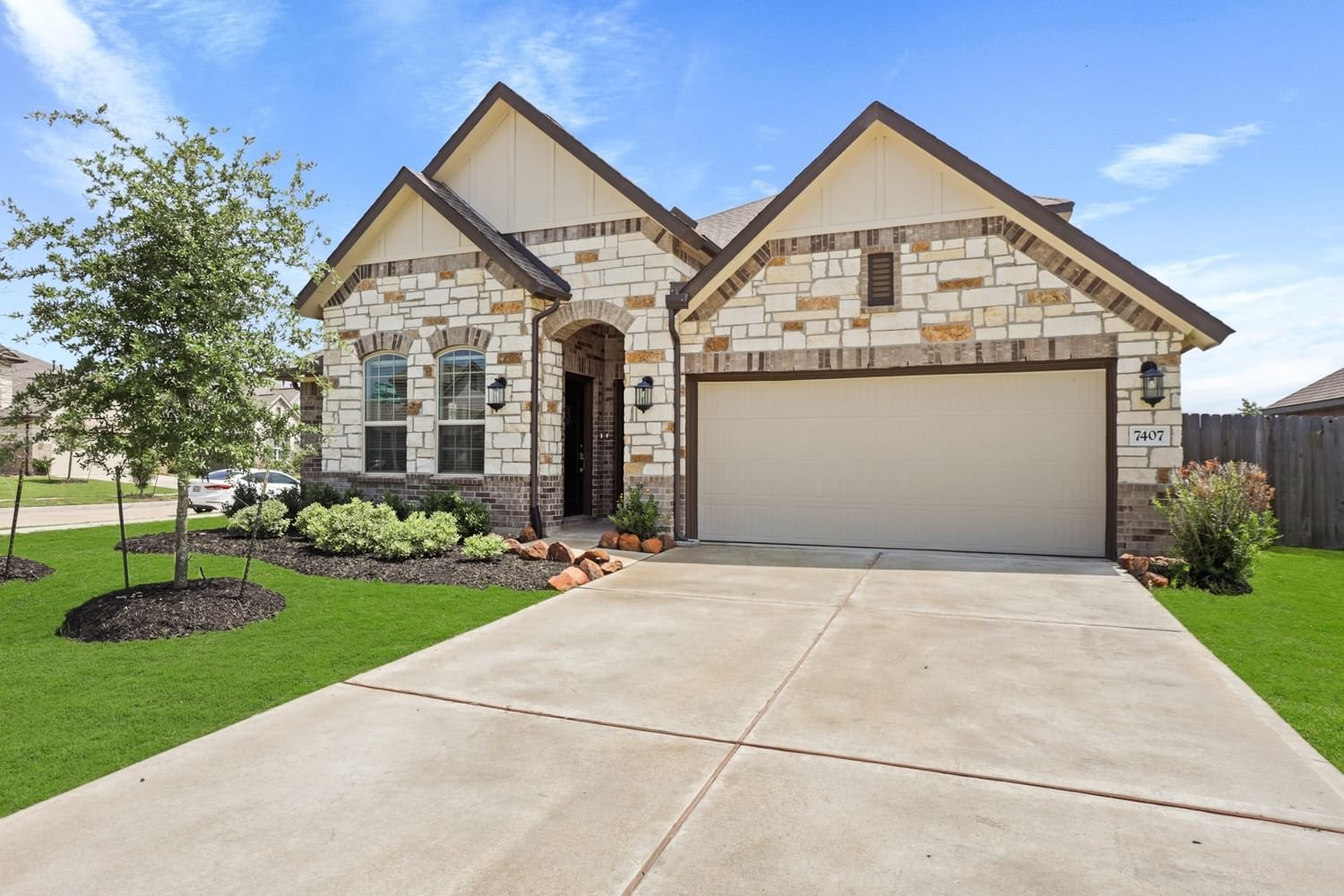 Real estate property located at 7407 Monarch Forest, Fort Bend, WALNUT CREEK, Richmond, TX, US