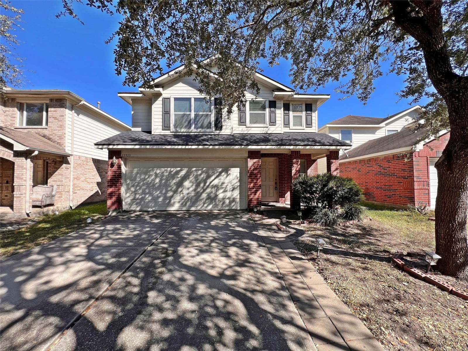 Real estate property located at 13323 Montclair Point, Harris, Regal Oaks Sec 01, Houston, TX, US