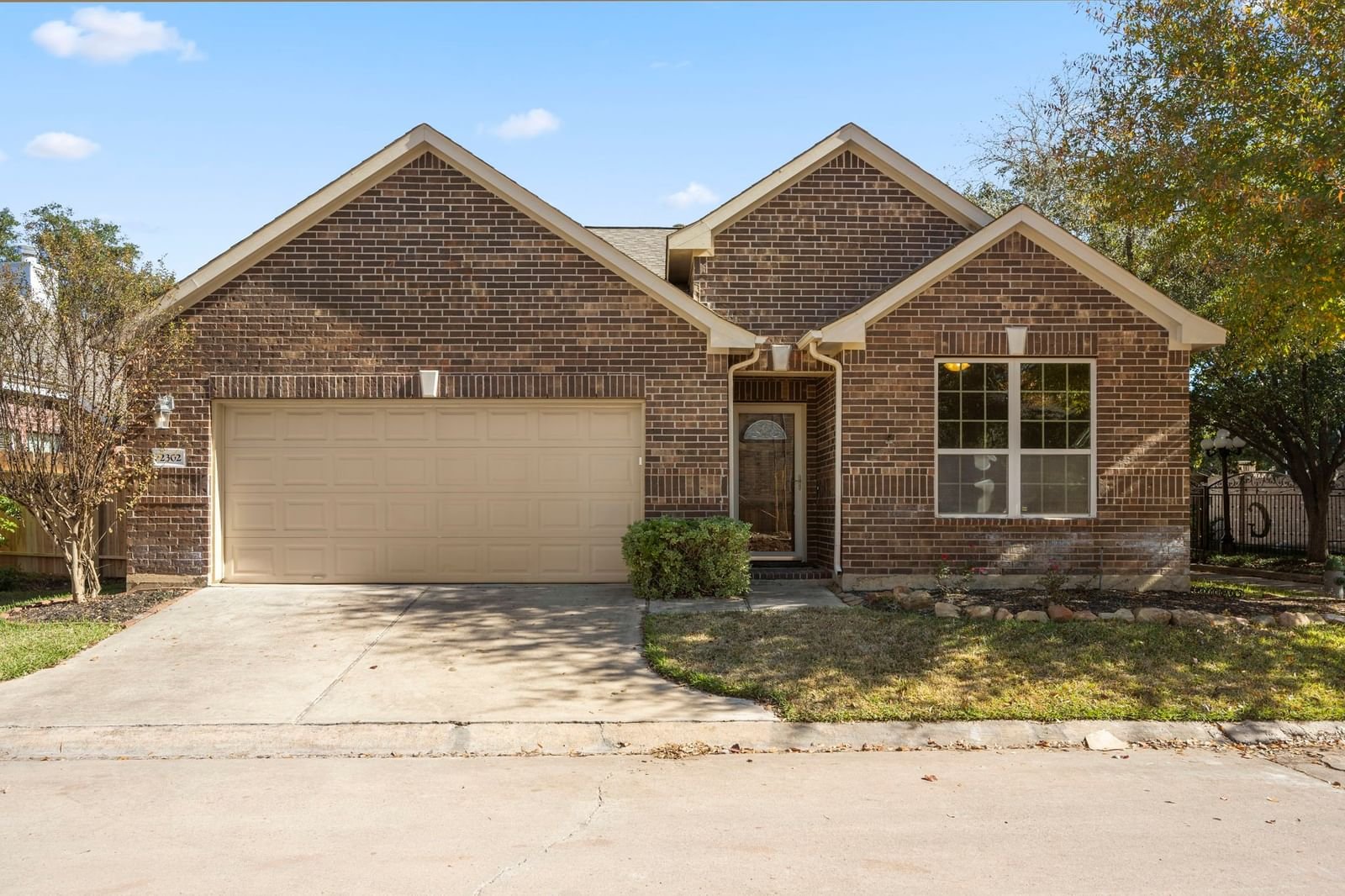 Real estate property located at 2302 Sand, Fort Bend, Greens At Pecan Grove Plt, Richmond, TX, US