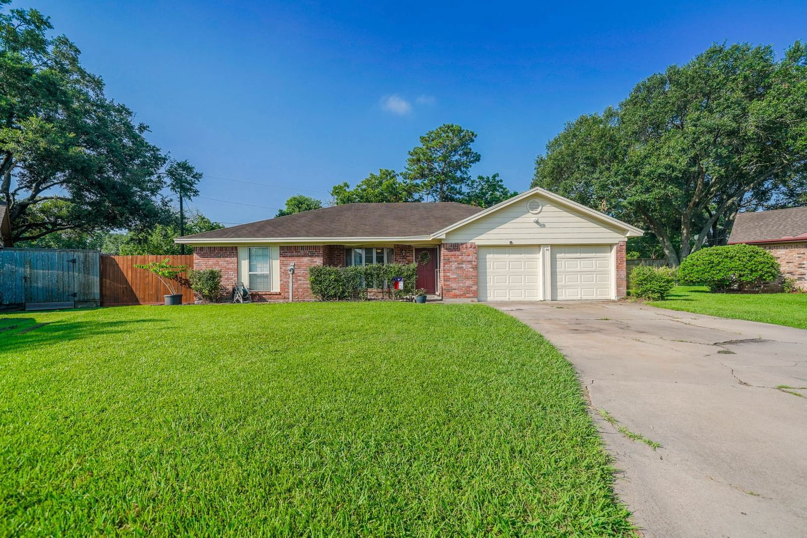 Real estate property located at 808 Fairview, Brazoria, Westwood Alvin, Alvin, TX, US