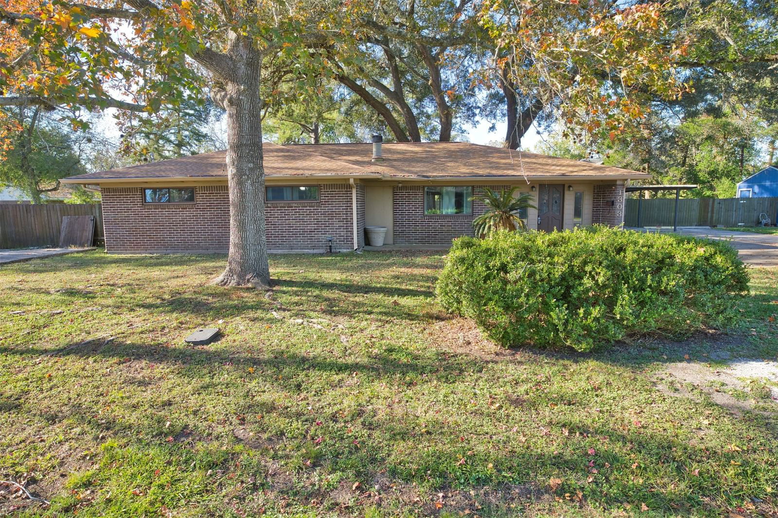 Real estate property located at 1303 Mac, Brazoria, S/D Trs A-B-D-E-H, Sweeny, TX, US