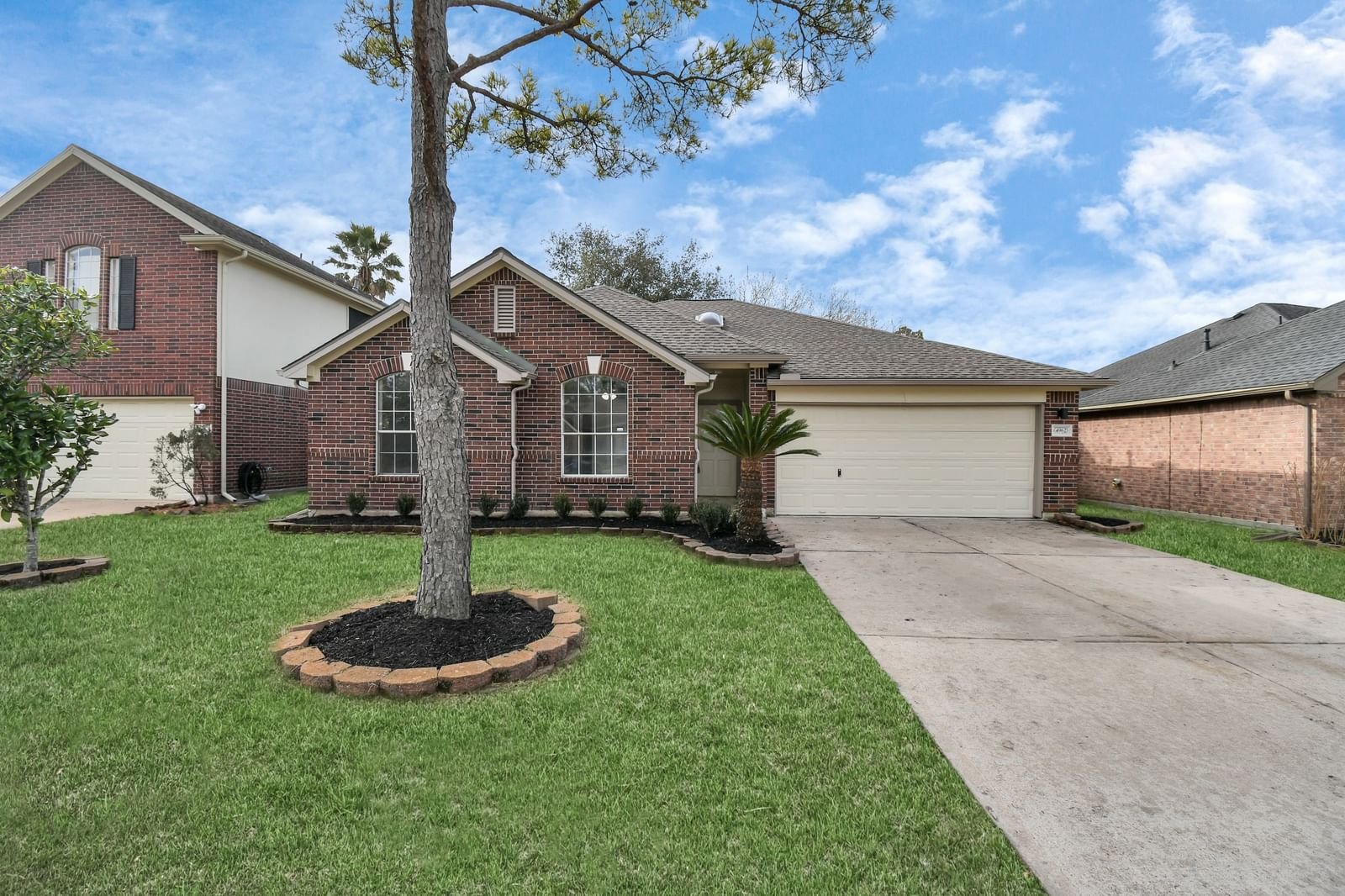 Real estate property located at 4962 Sentry Woods, Brazoria, Southwyck, Pearland, TX, US