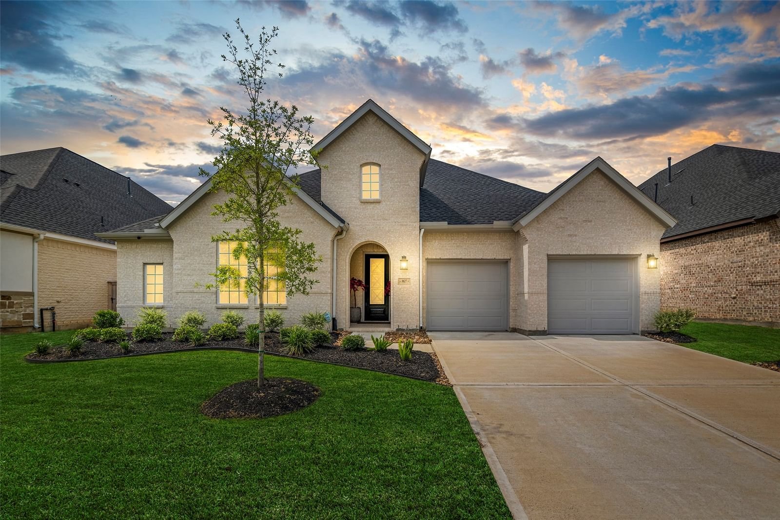 Real estate property located at 9627 Dani Lake, Harris, Lakes at Creekside, Tomball, TX, US