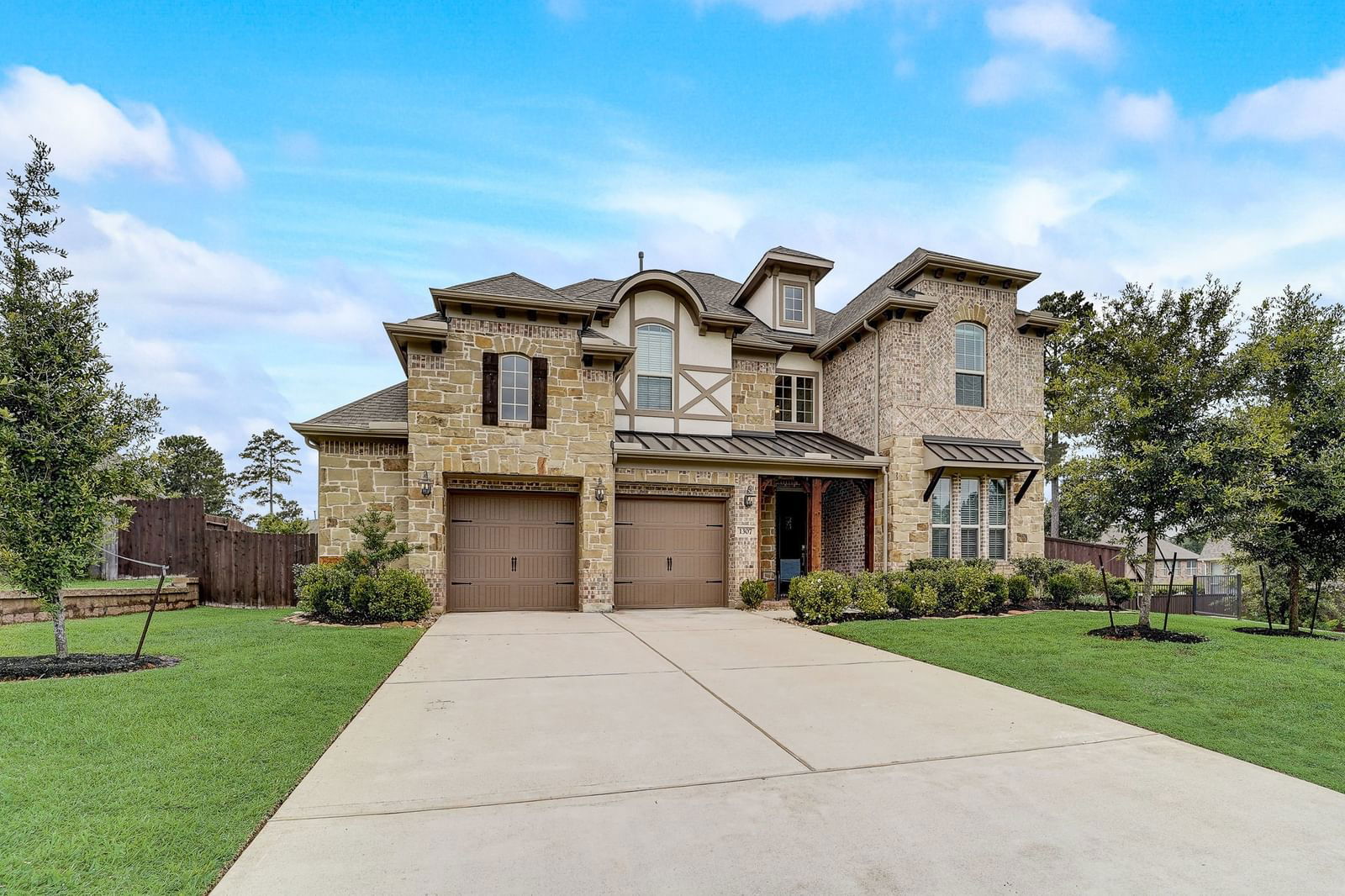 Real estate property located at 1307 Graystone Hills, Montgomery, Graystone Hills 17, Conroe, TX, US