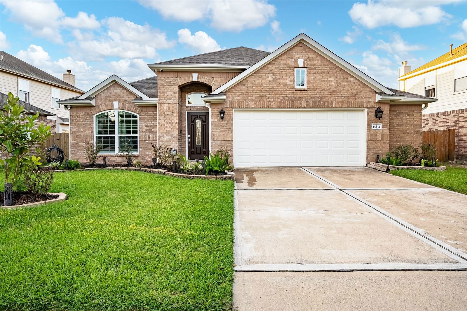 Real estate property located at 16735 Newlight Bend, Harris, Canyon Lks/Stonegate Sec 12, Houston, TX, US