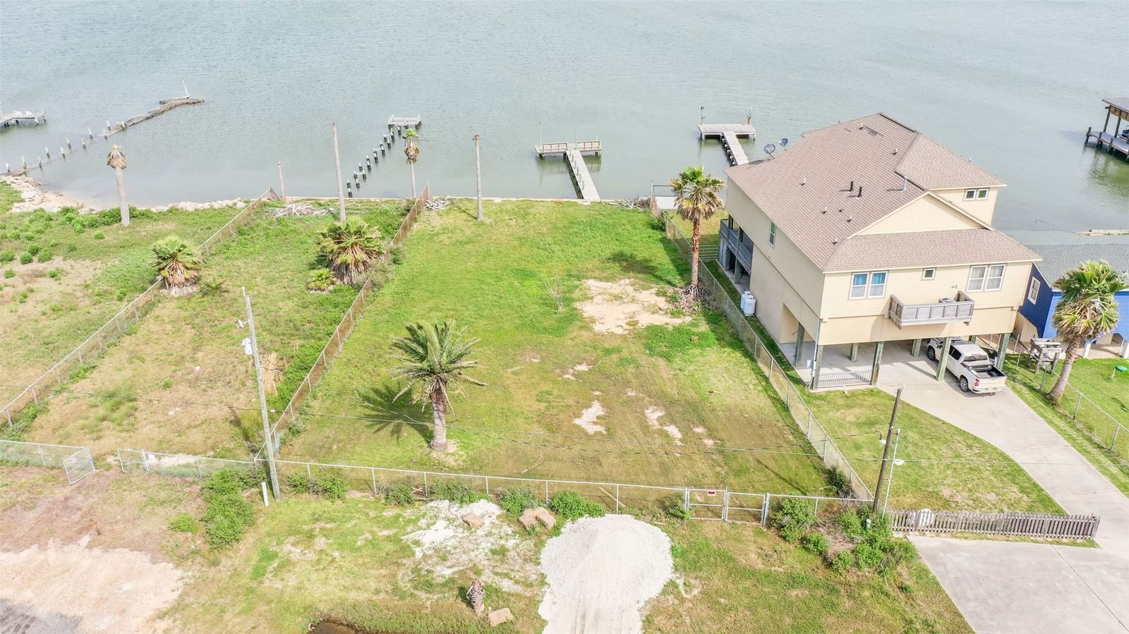 Real estate property located at 11712 Sportsman Road, Galveston, No subdivision, Galveston, TX, US