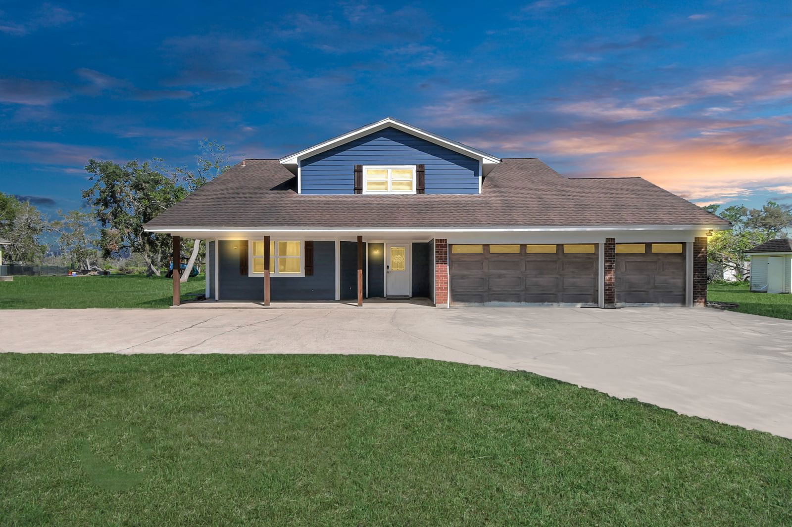 Real estate property located at 203 Coleman, Brazoria, Oakwood Creek Estates, Angleton, TX, US