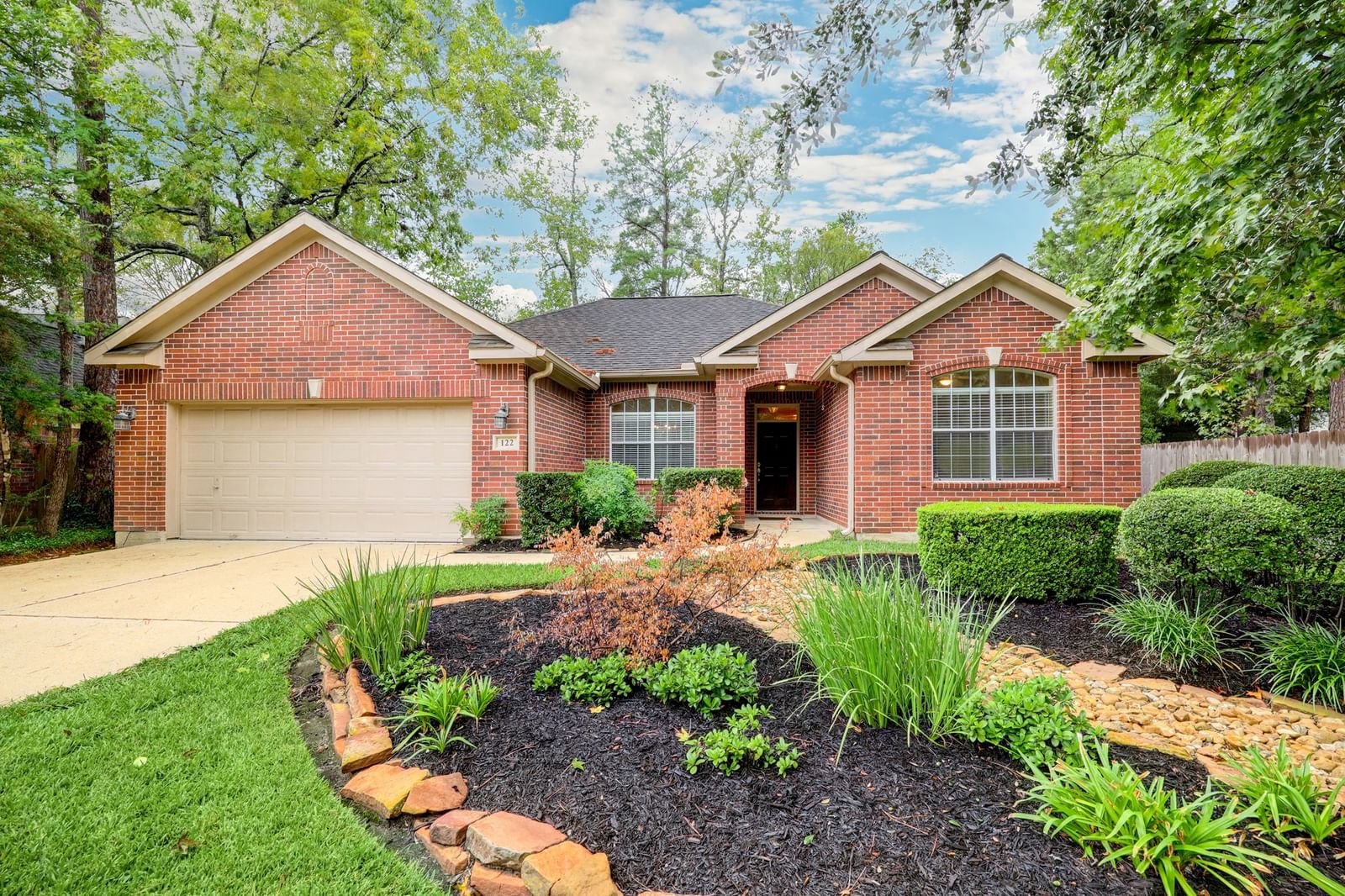 Real estate property located at 122 Winterport, Montgomery, Wdlnds Village Alden Br 05, The Woodlands, TX, US