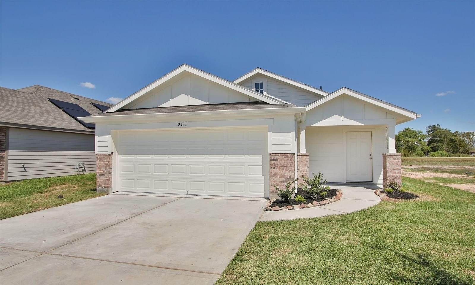 Real estate property located at 251 Lisa Marie, Brazoria, Gifford Meadows, Angleton, TX, US