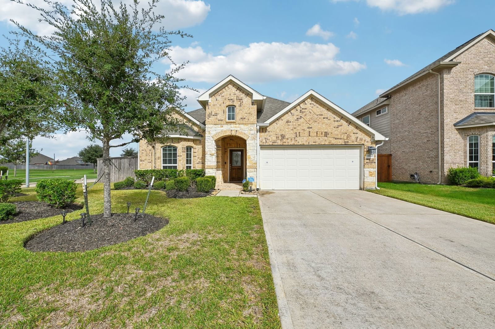 Real estate property located at 29918 Tallow Grove, Fort Bend, Willow Creek Farms II Sec 6, Brookshire, TX, US