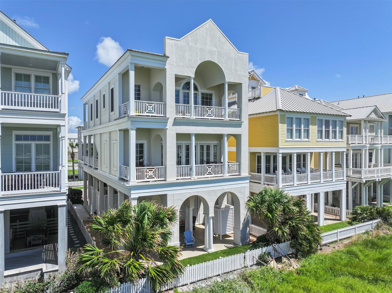 Real estate property located at 1745 Seaside, Galveston, Beachtown Galveston Village 1, Galveston, TX, US