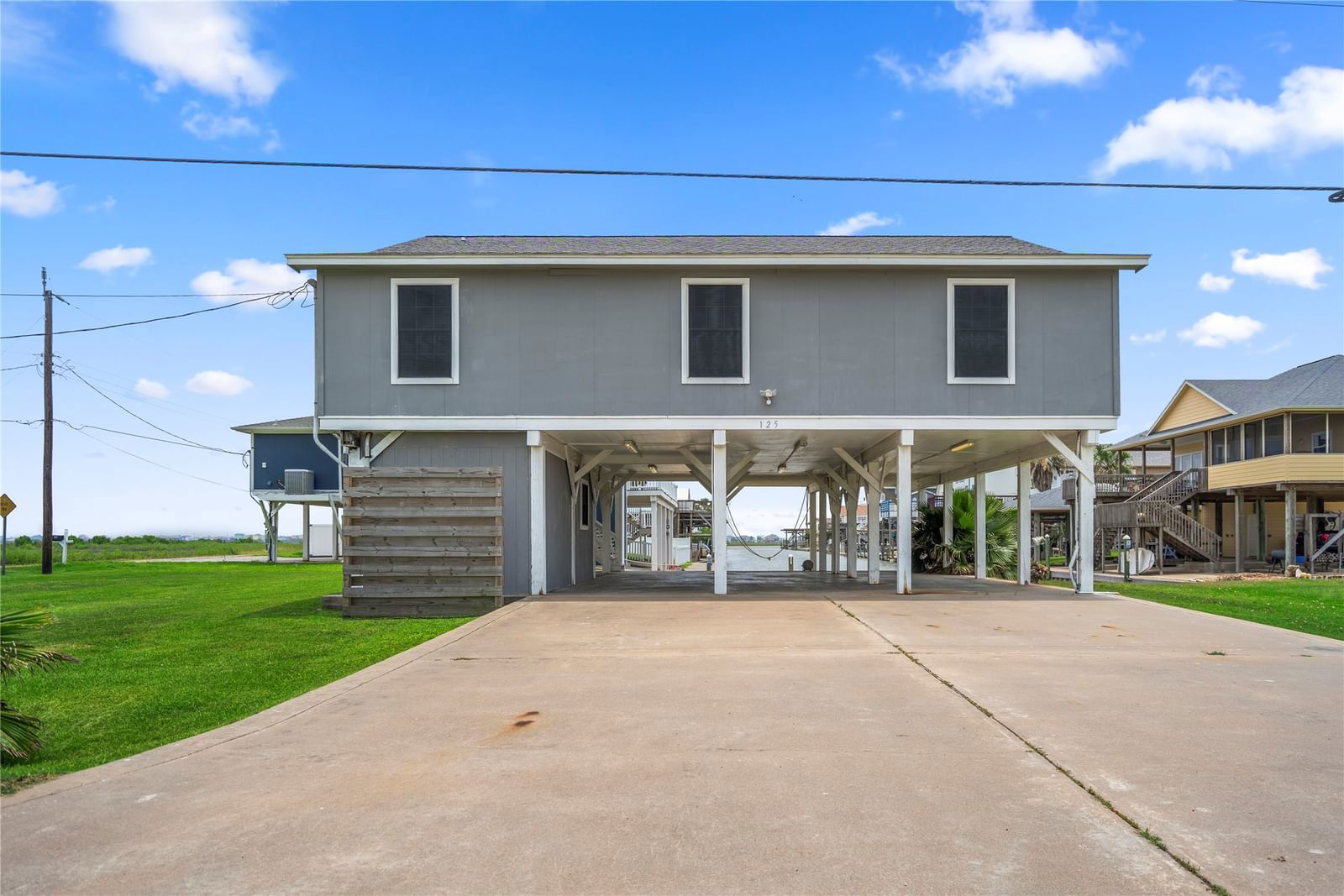 Real estate property located at 125 Marlin, Brazoria, Bridge Harbor, Freeport, TX, US