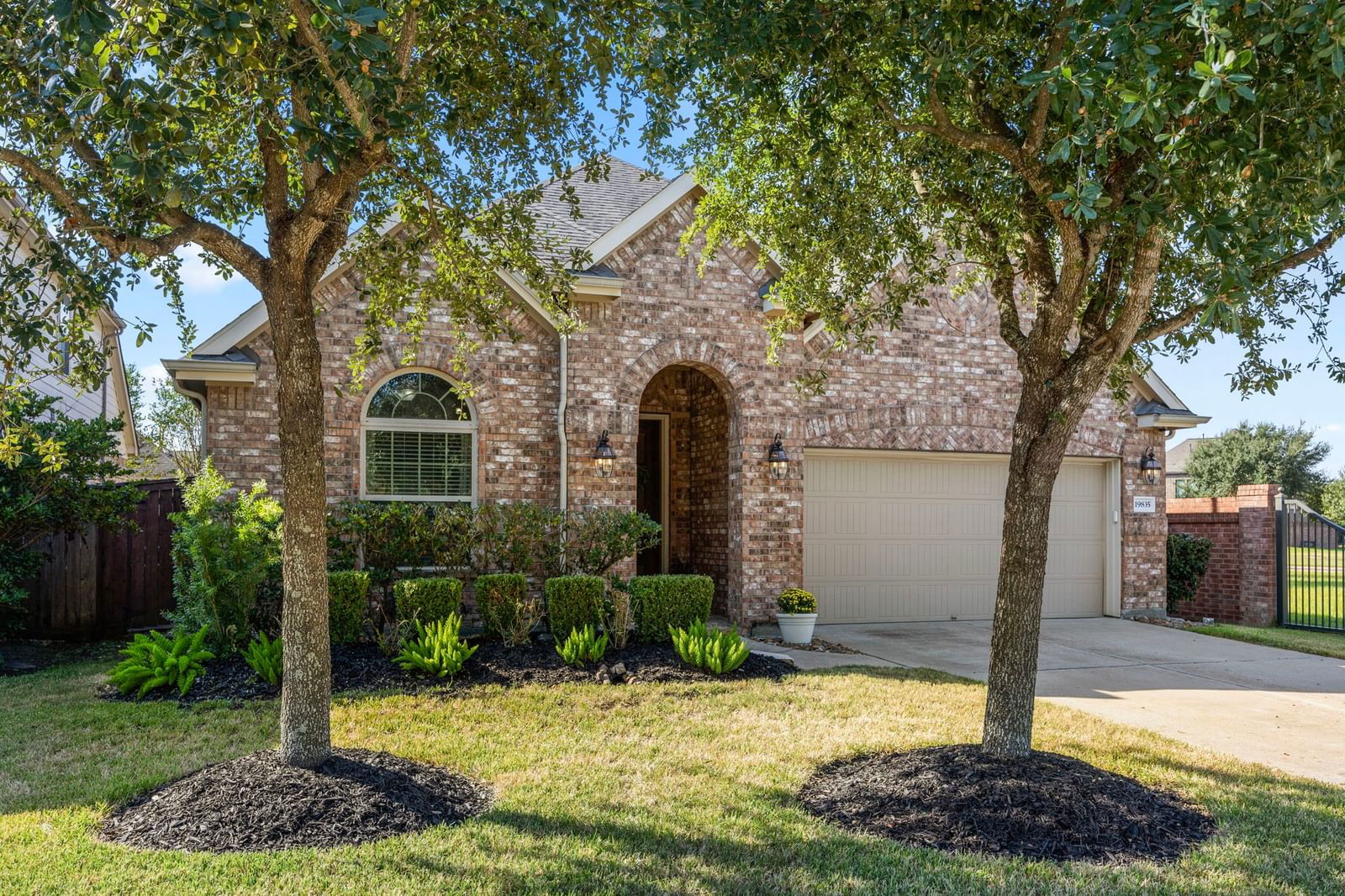 Real estate property located at 19835 Summit Crest, Harris, Cypress Creek Lakes, Cypress, TX, US