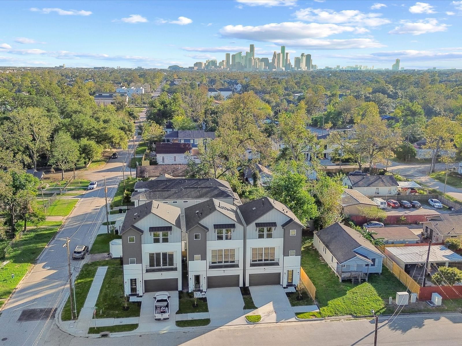 Real estate property located at 1214 English Street, Harris, English Street Landing, Houston, TX, US