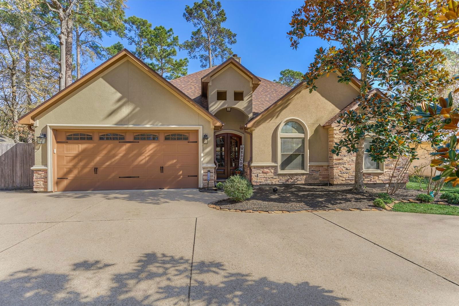 Real estate property located at 3230 Lazy Lake, Montgomery, Walden 09, Montgomery, TX, US