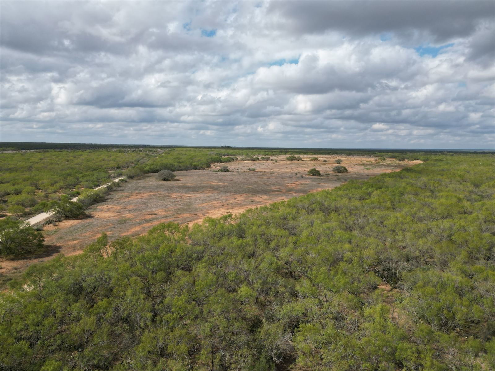 Real estate property located at 9538 Fm 1333, Atascosa, none, Charlotte, TX, US