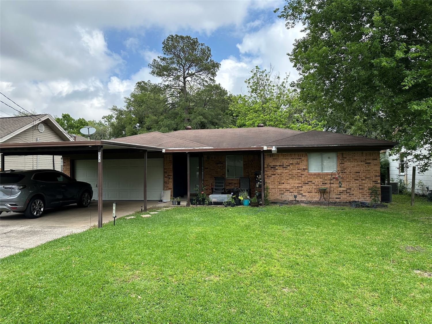 Real estate property located at 515 13th, Jefferson, William Doornbos Add, Nederland, TX, US