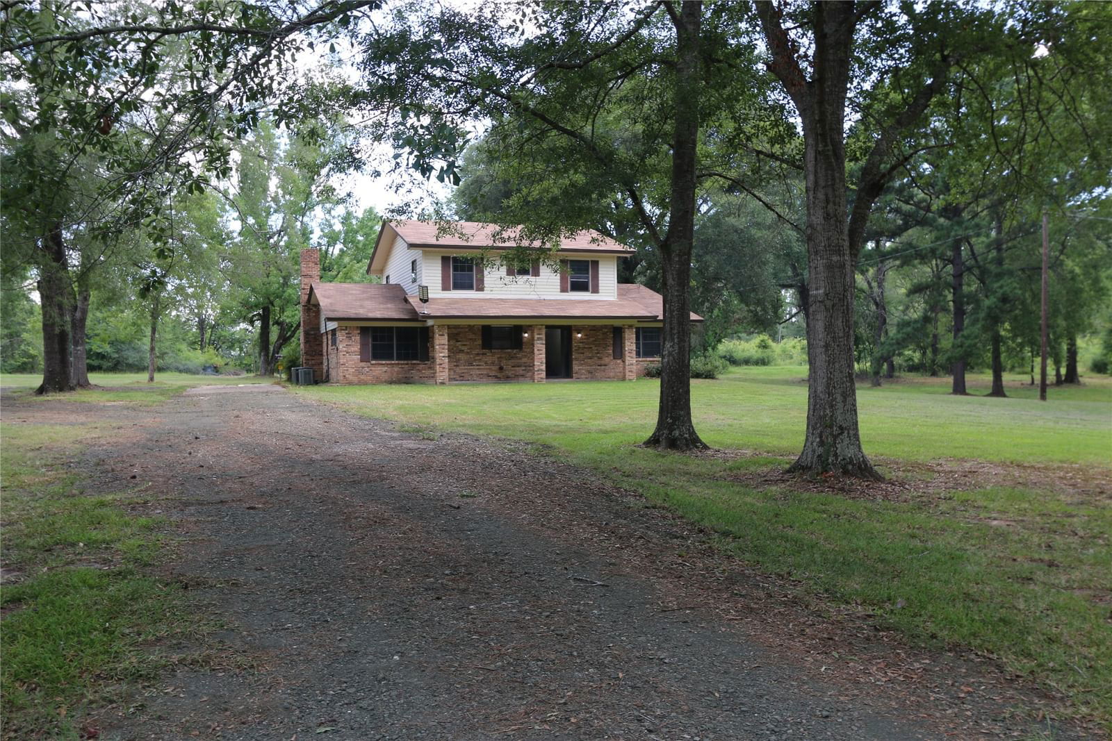 Real estate property located at 616 Fm 83, San Augustine, na, Broaddus, TX, US