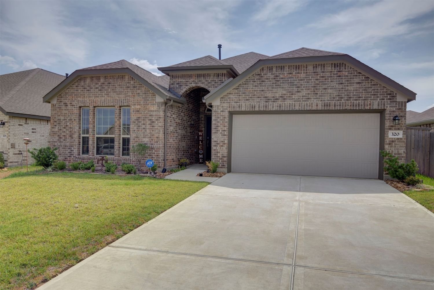 Real estate property located at 320 Stablebrook, Montgomery, Magnolia, TX, US