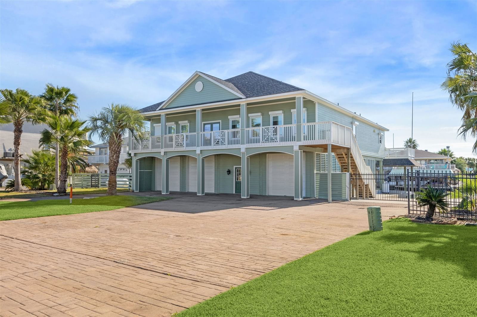 Real estate property located at 1315 Tiki, Galveston, Tiki Island, Tiki Island, TX, US