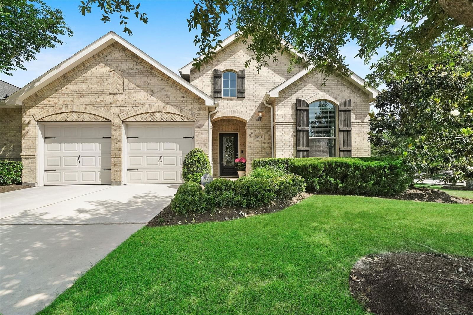 Real estate property located at 8219 Laughing Falcon, Montgomery, Harpers Preserve 01, Conroe, TX, US