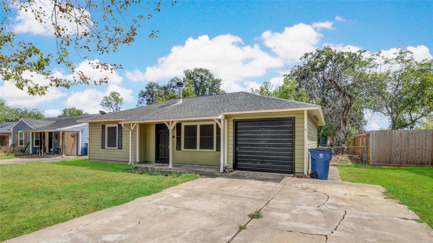 Real estate property located at 1108 Chevy Chase, Brazoria, Chevy Chase #2 Angleton, Angleton, TX, US