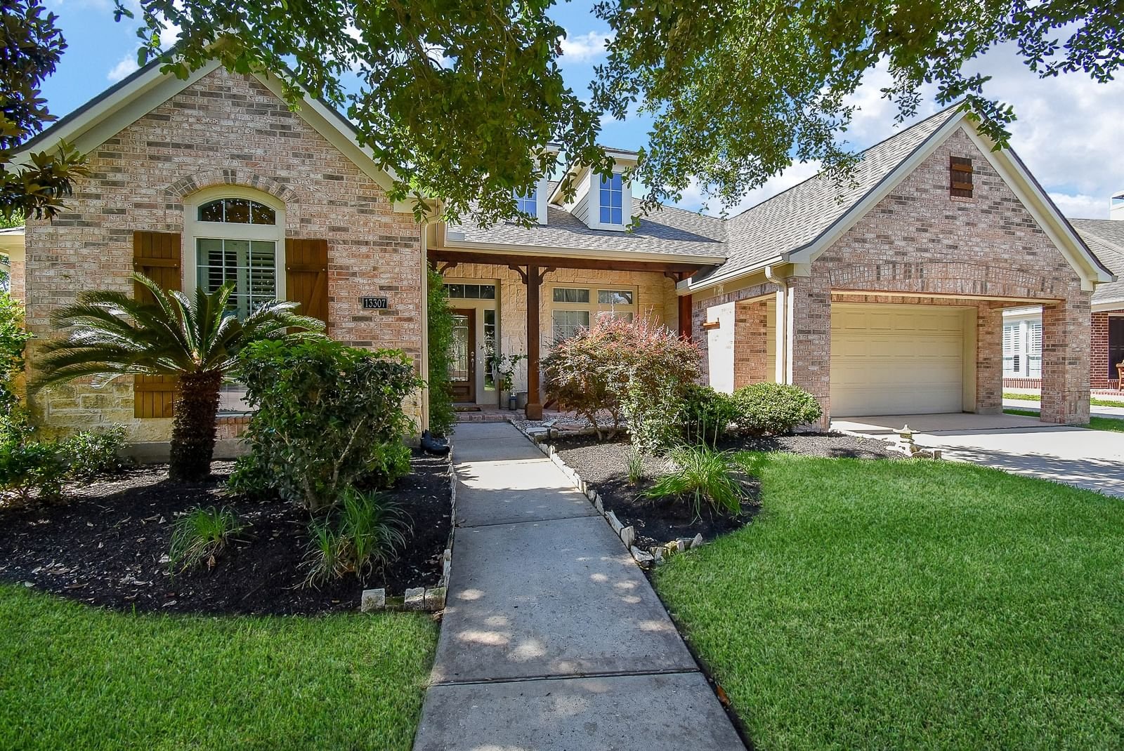 Real estate property located at 13307 Ravenlake, Brazoria, Shadow Creek Ranch Sf1-Sf2-Sf3, Pearland, TX, US
