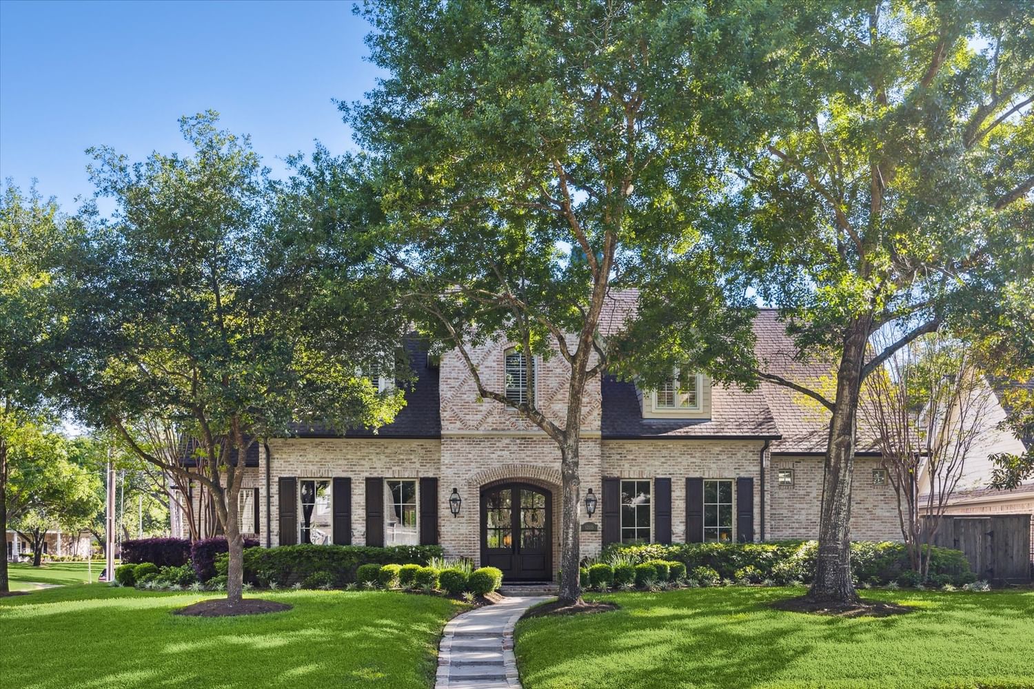 Real estate property located at 12115 Rip Van Winkle, Harris, Memorial Forest, Houston, TX, US