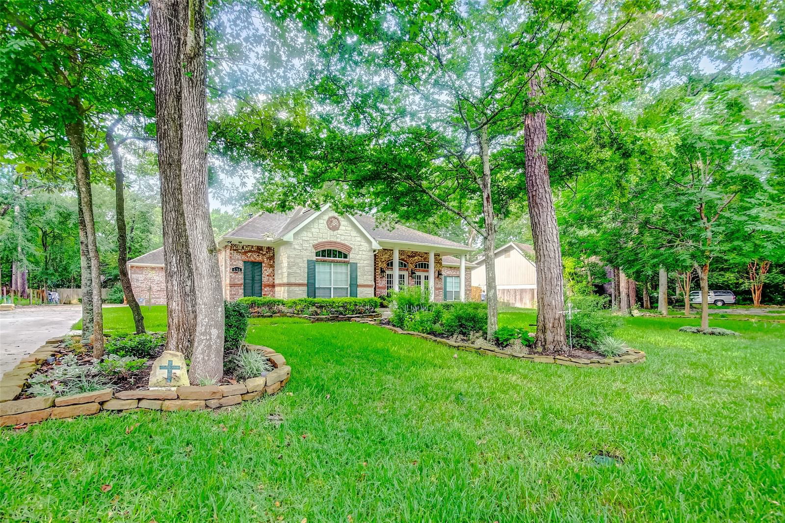 Real estate property located at 636 STONEWALL JACKSON DRIVE, Montgomery, River Plantation 01, Conroe, TX, US