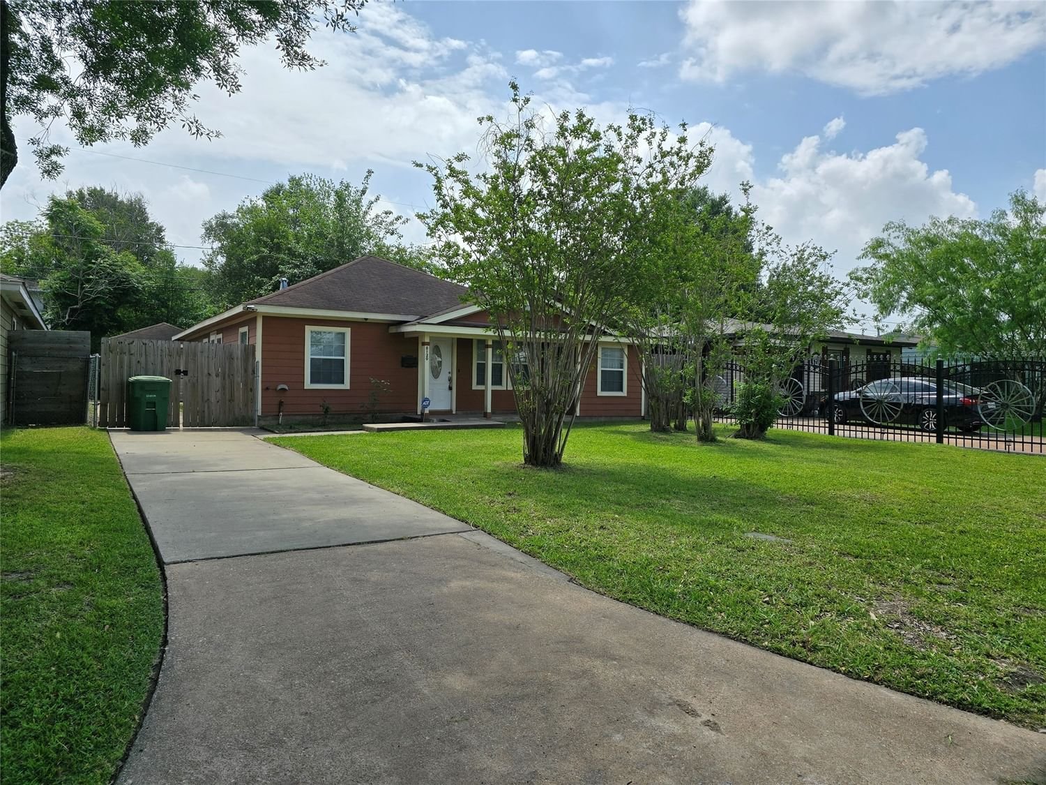 Real estate property located at 8120 Milredge Street, Harris, Meadowbrook, Houston, TX, US