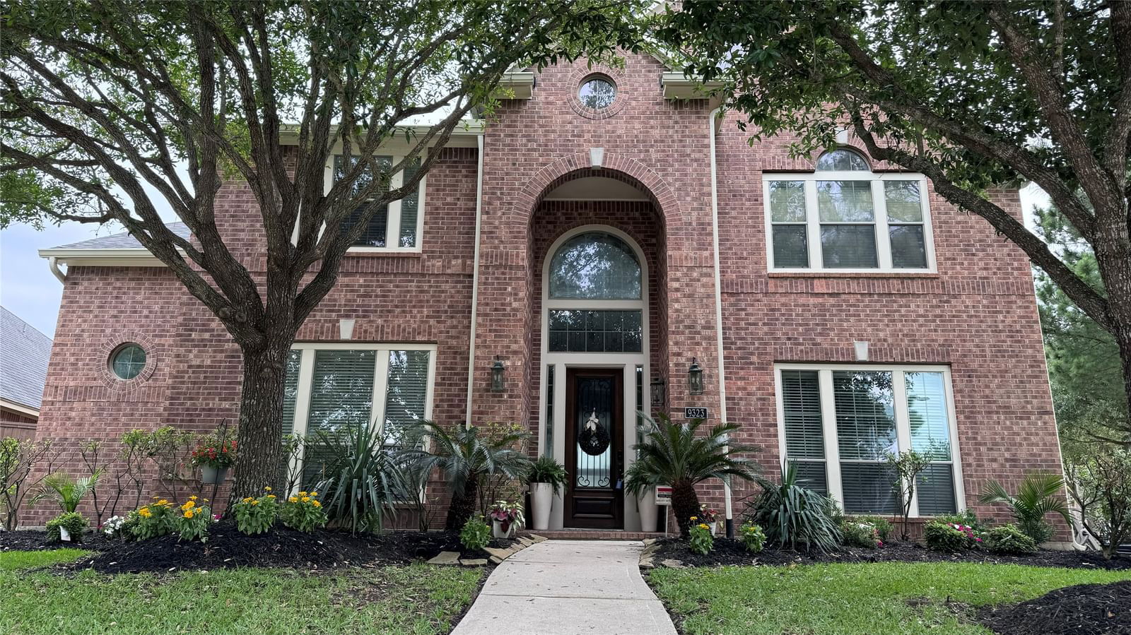 Real estate property located at 9323 Rainbluff, Fort Bend, Cinco Ranch Southwest Sec 1, Katy, TX, US