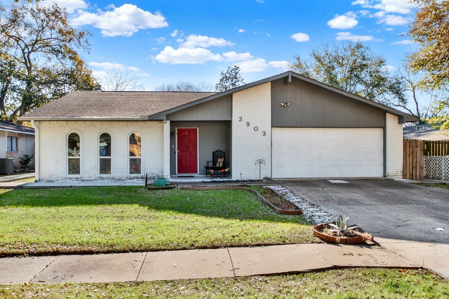 Real estate property located at 3903 Postwood, Harris, Cypressdale, Spring, TX, US