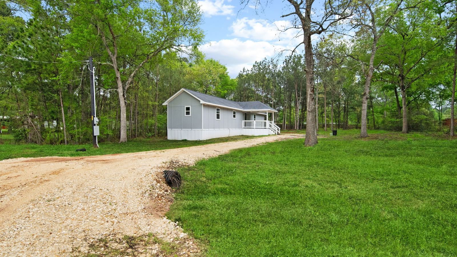 Real estate property located at 17411 Rolling Hill, Grimes, W Magnolia Forest, Waller, TX, US