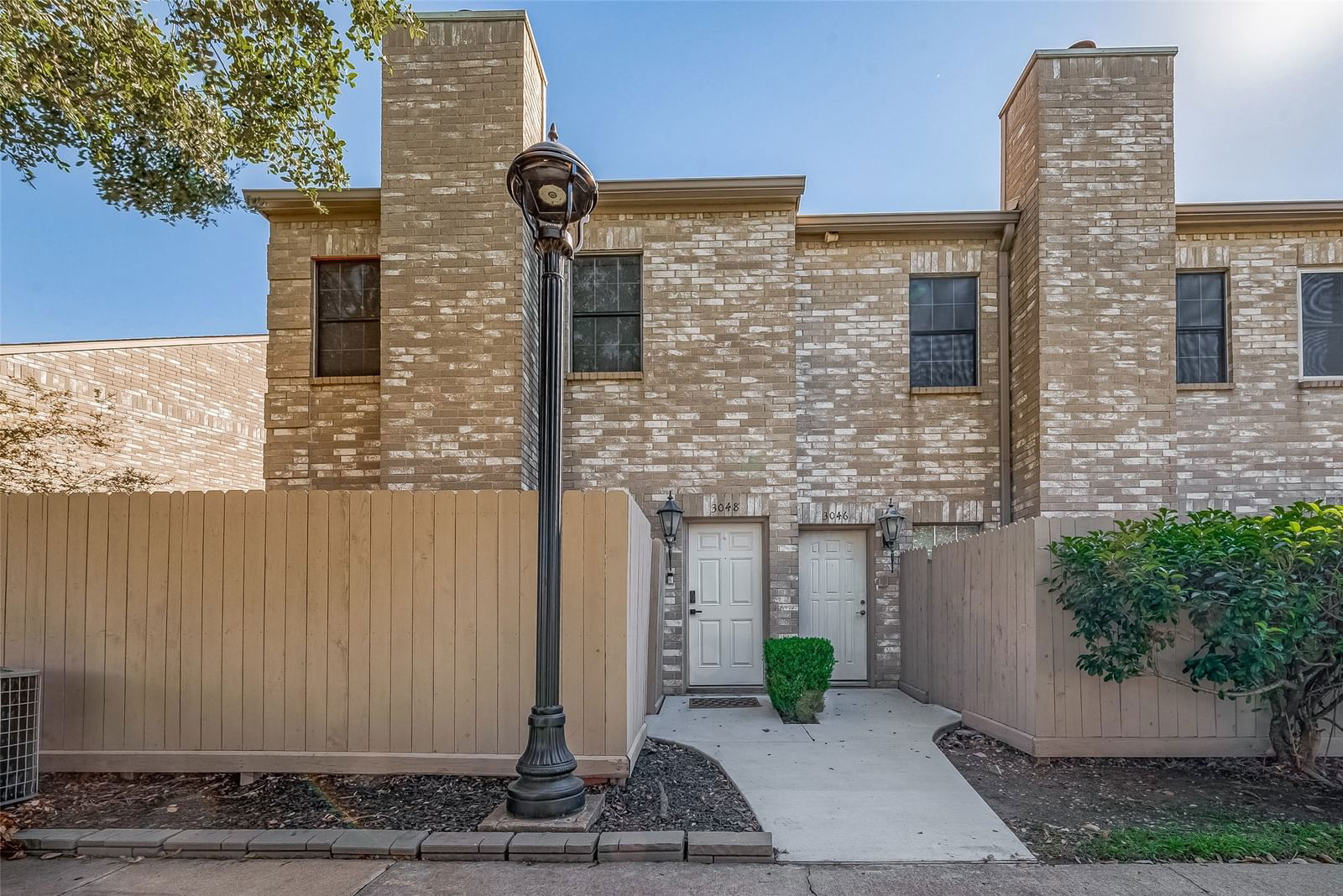 Real estate property located at 3048 Holly Hall #3048, Harris, Holly Hall Twnhm, Houston, TX, US