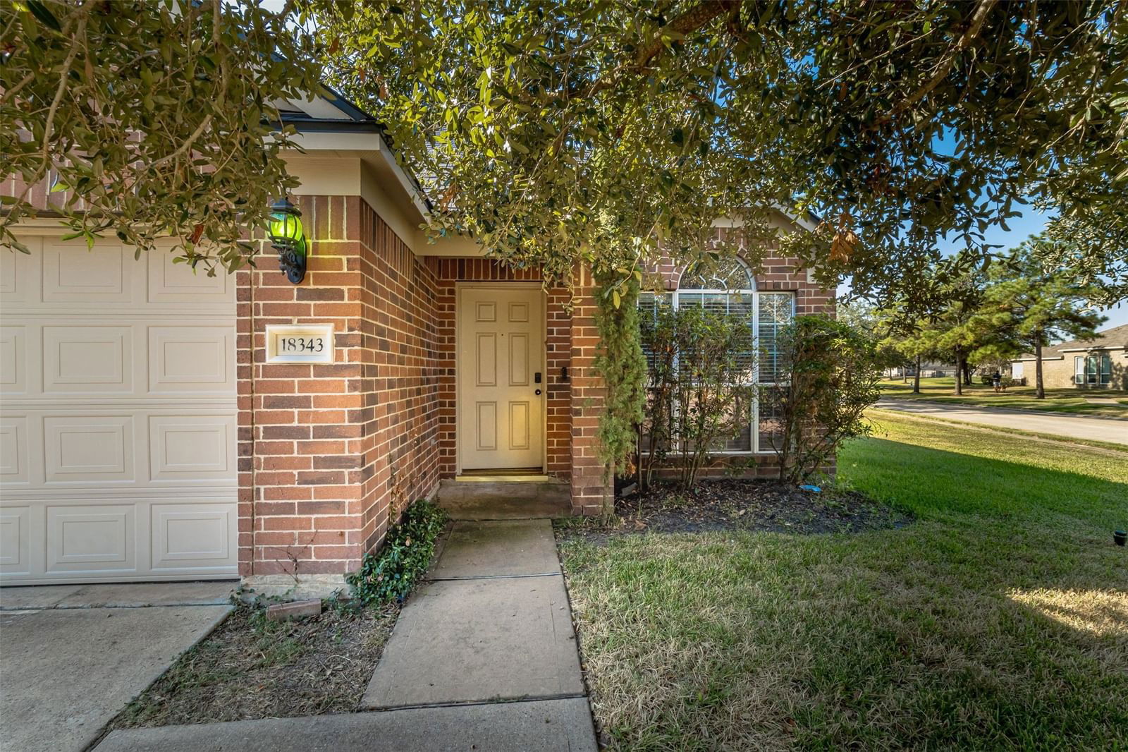 Real estate property located at 18343 Grove Brook, Harris, Villages Cypress Lakes 01 Amd, Cypress, TX, US