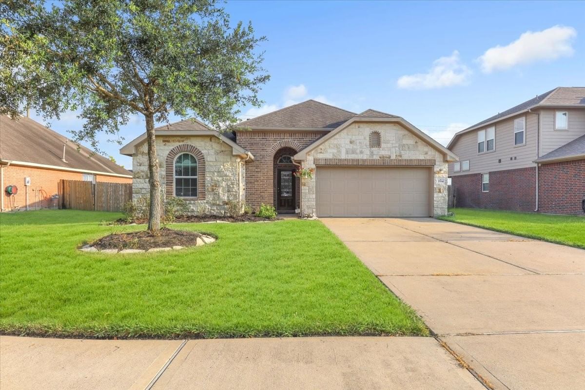 Real estate property located at 2534 Tiger Eye, Brazoria, Sterling Lakes At Iowa Colony, Rosharon, TX, US