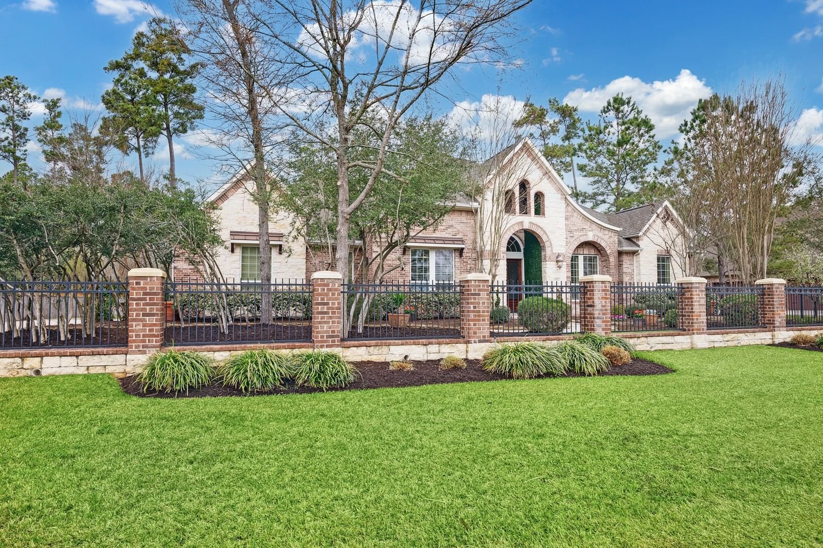 Real estate property located at 6812 Lake Paloma, Harris, The Woodlands Village of Creekside Park, Spring, TX, US