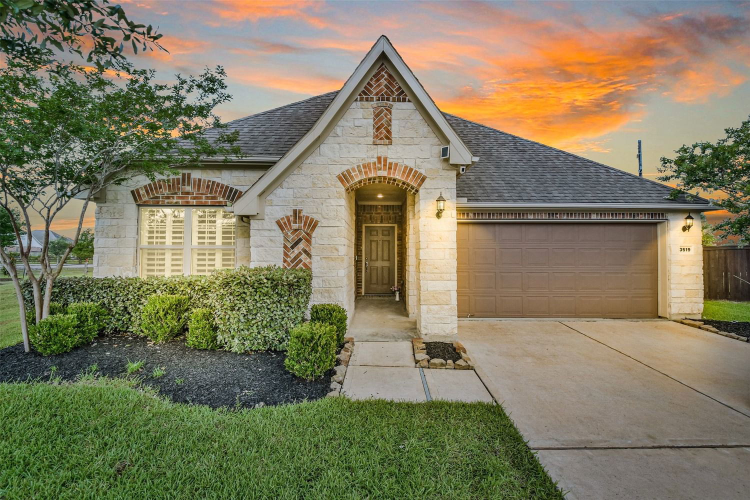 Real estate property located at 3519 Waverly Springs, Brazoria, Highland Crossing, Pearland, TX, US