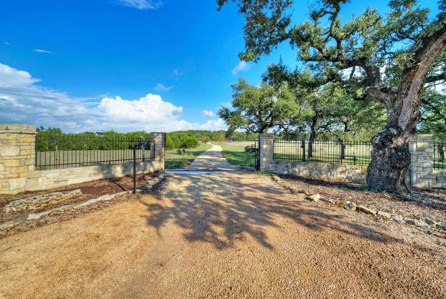 Real estate property located at 16301 Sawyer Ranch, Hays, Settlers Ranch, Austin, TX, US