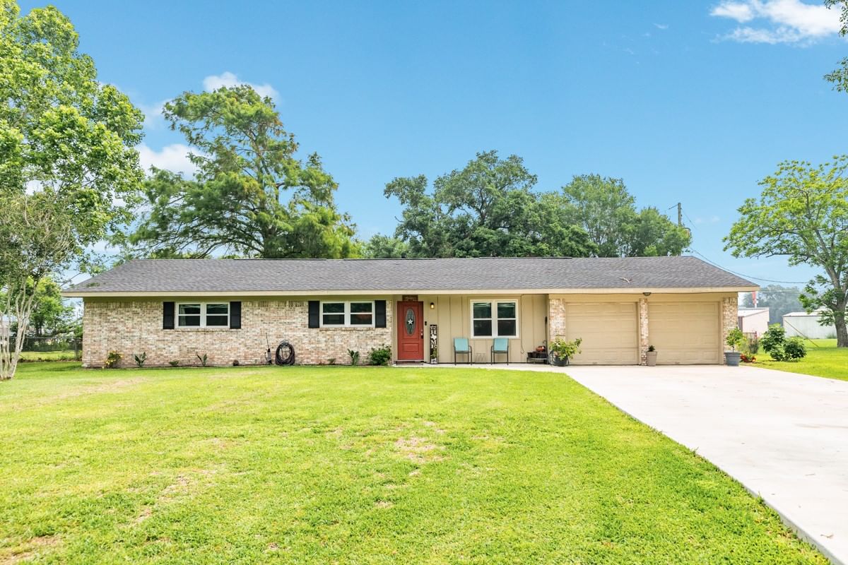 Real estate property located at 4 Kaysie, Brazoria, Angleton Heights Angleton, Angleton, TX, US