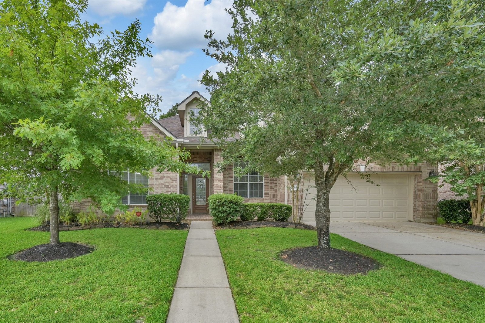Real estate property located at 27907 Geneva Hills, Montgomery, Spring, TX, US
