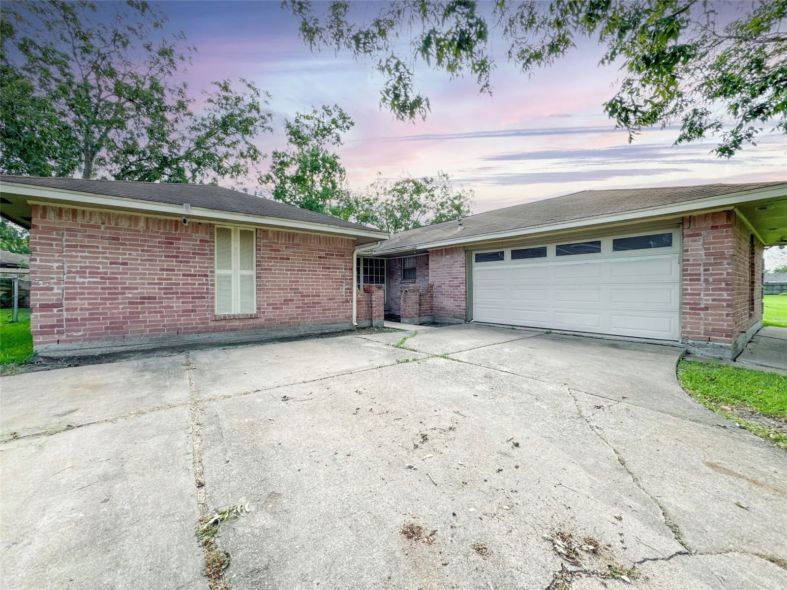 Real estate property located at 10314 Sagetrail, Harris, Kirkmont Sec 01 R/P, Houston, TX, US