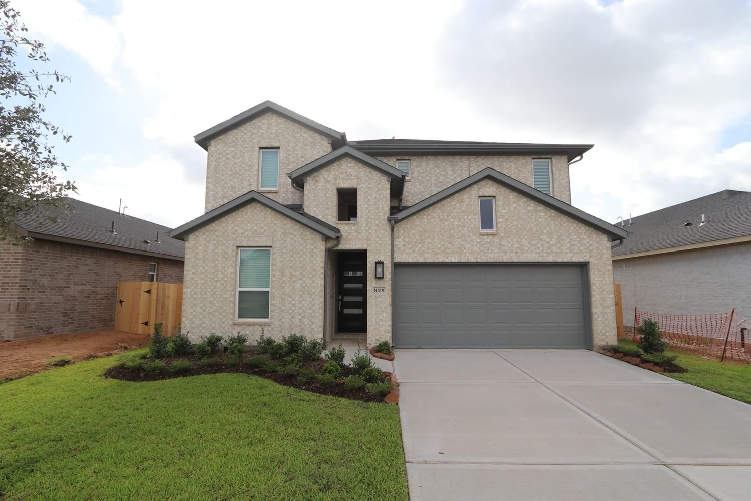 Real estate property located at 8419 Newport Manor, Fort Bend, Richmond, TX, US