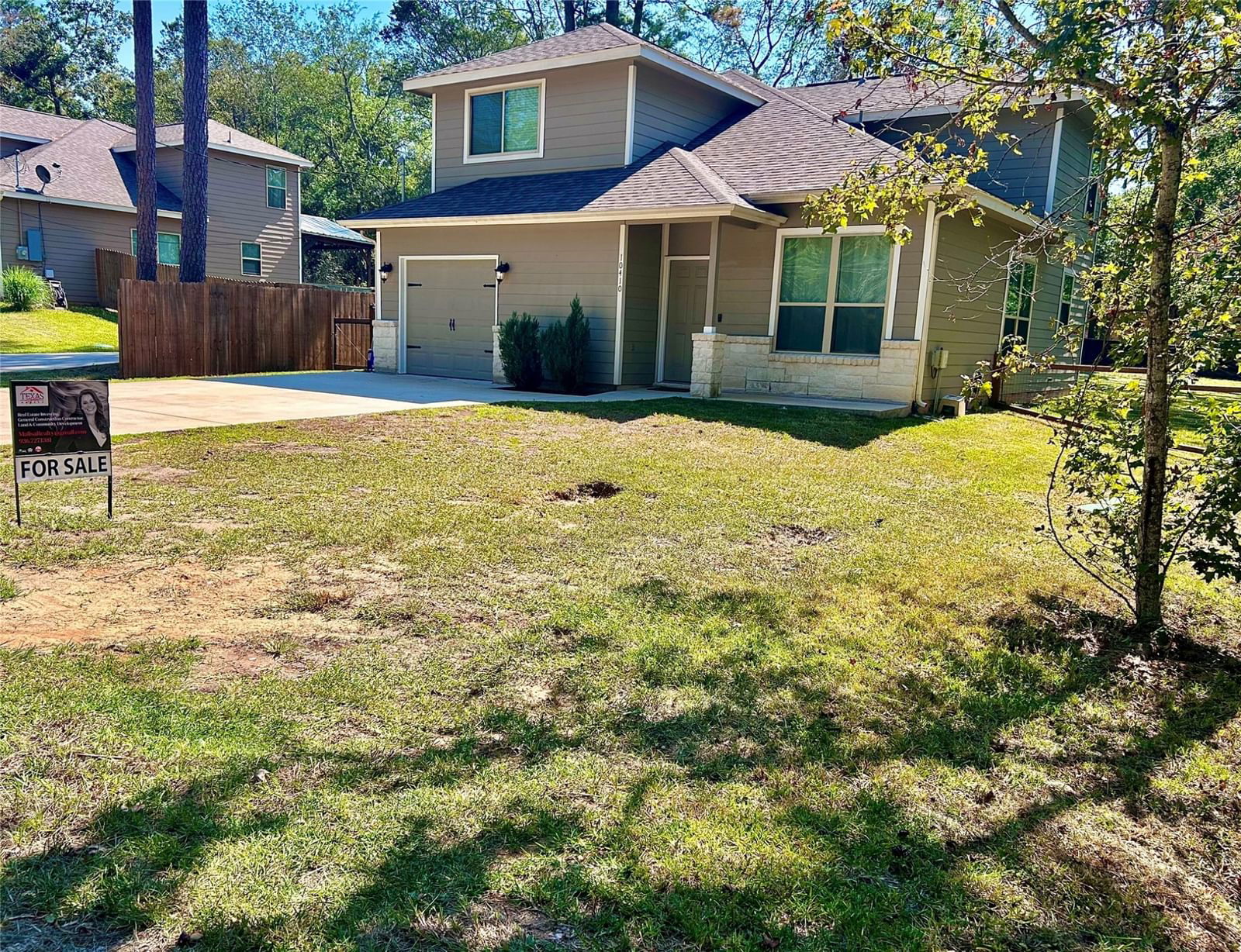 Real estate property located at 10410 Royal Magnolia, Montgomery, Royal Forest 02, Conroe, TX, US